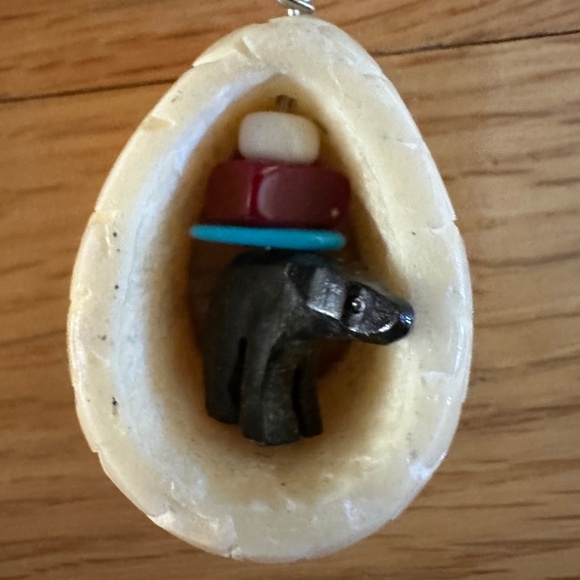 Native American Heishi Fetish Stones Necklace - Picture 2 of 16